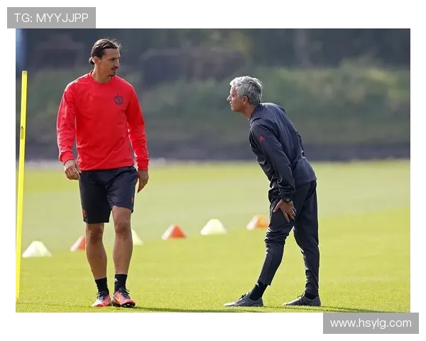 剪短发的足球明星们如何用新形象征服赛场与时尚界的双重挑战